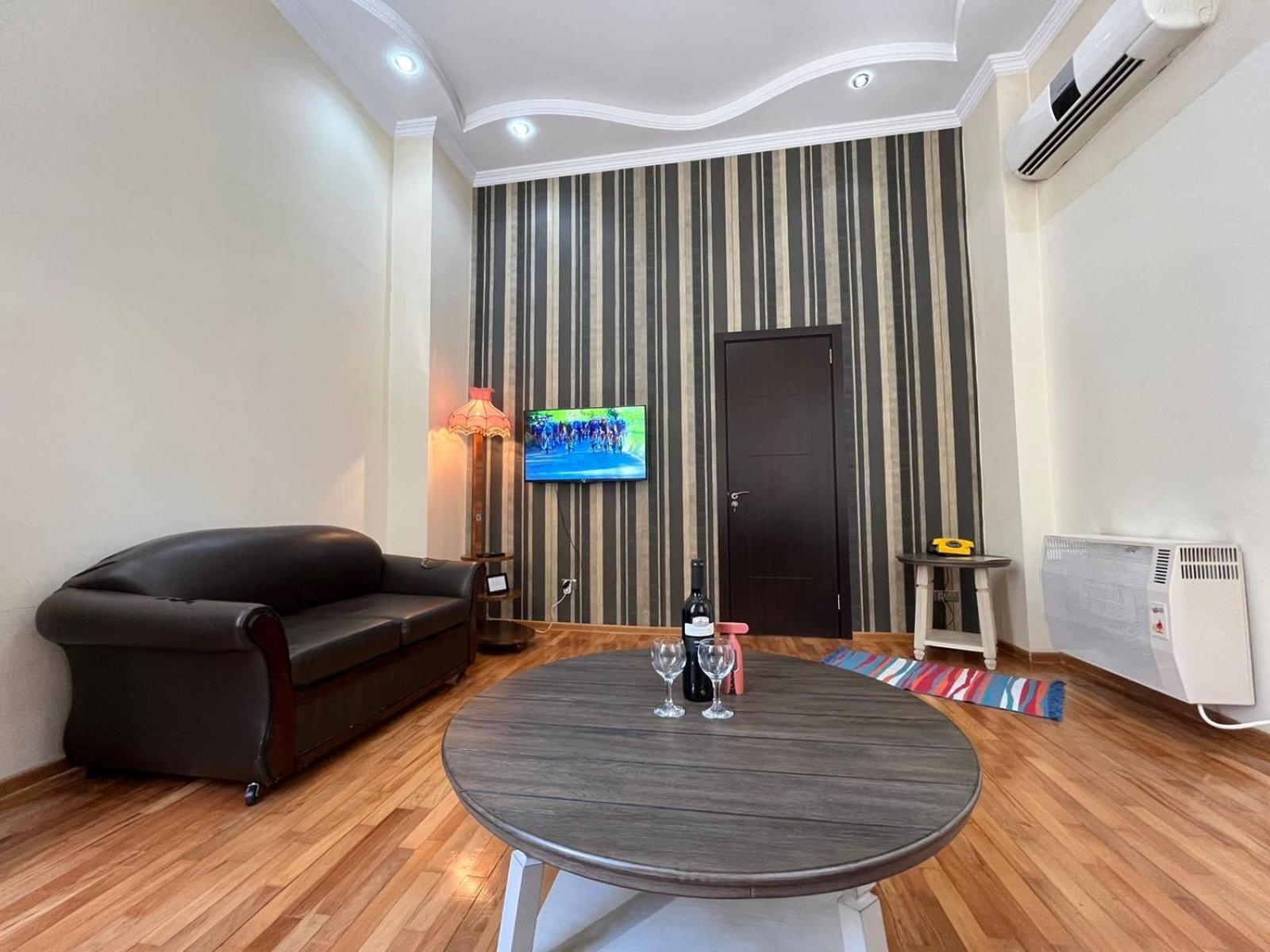Old Batumi Apartment On Kostava 9 Luaran gambar