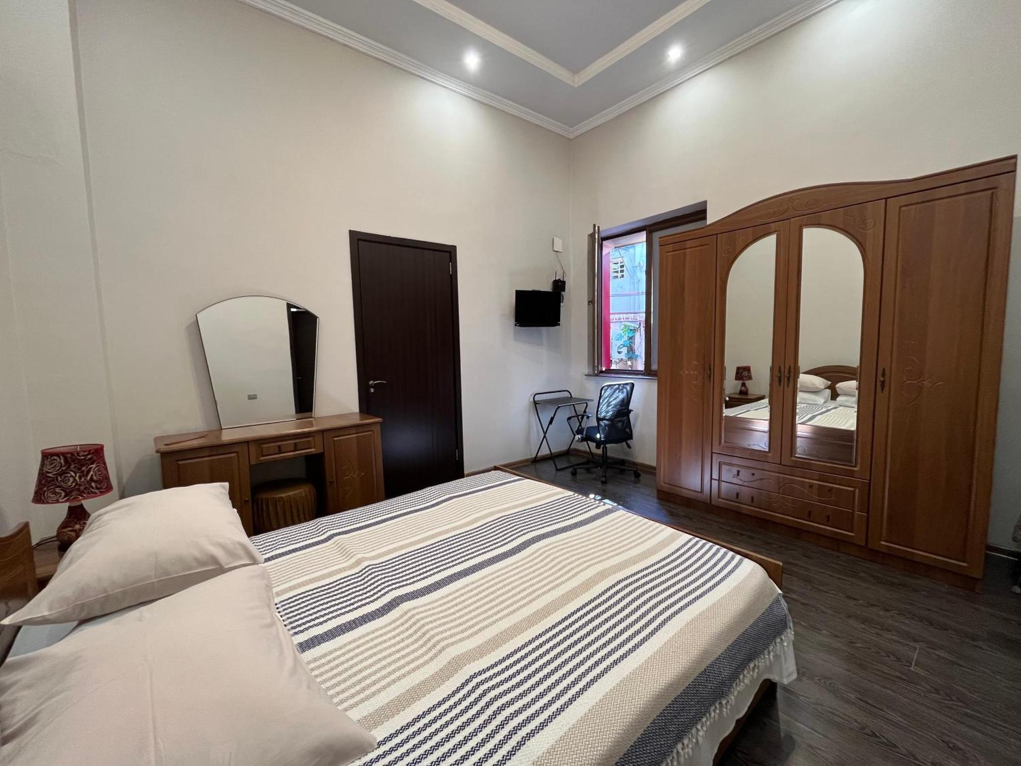 Old Batumi Apartment On Kostava 9 Luaran gambar